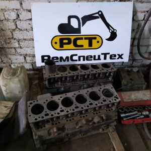 Блок Komatsu PC200/220-7